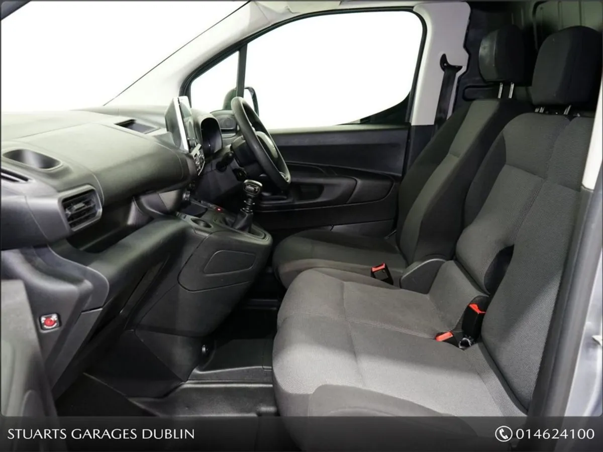 Fiat Doblo LWB 1.5 100HP 1000KG 4DR - Image 3