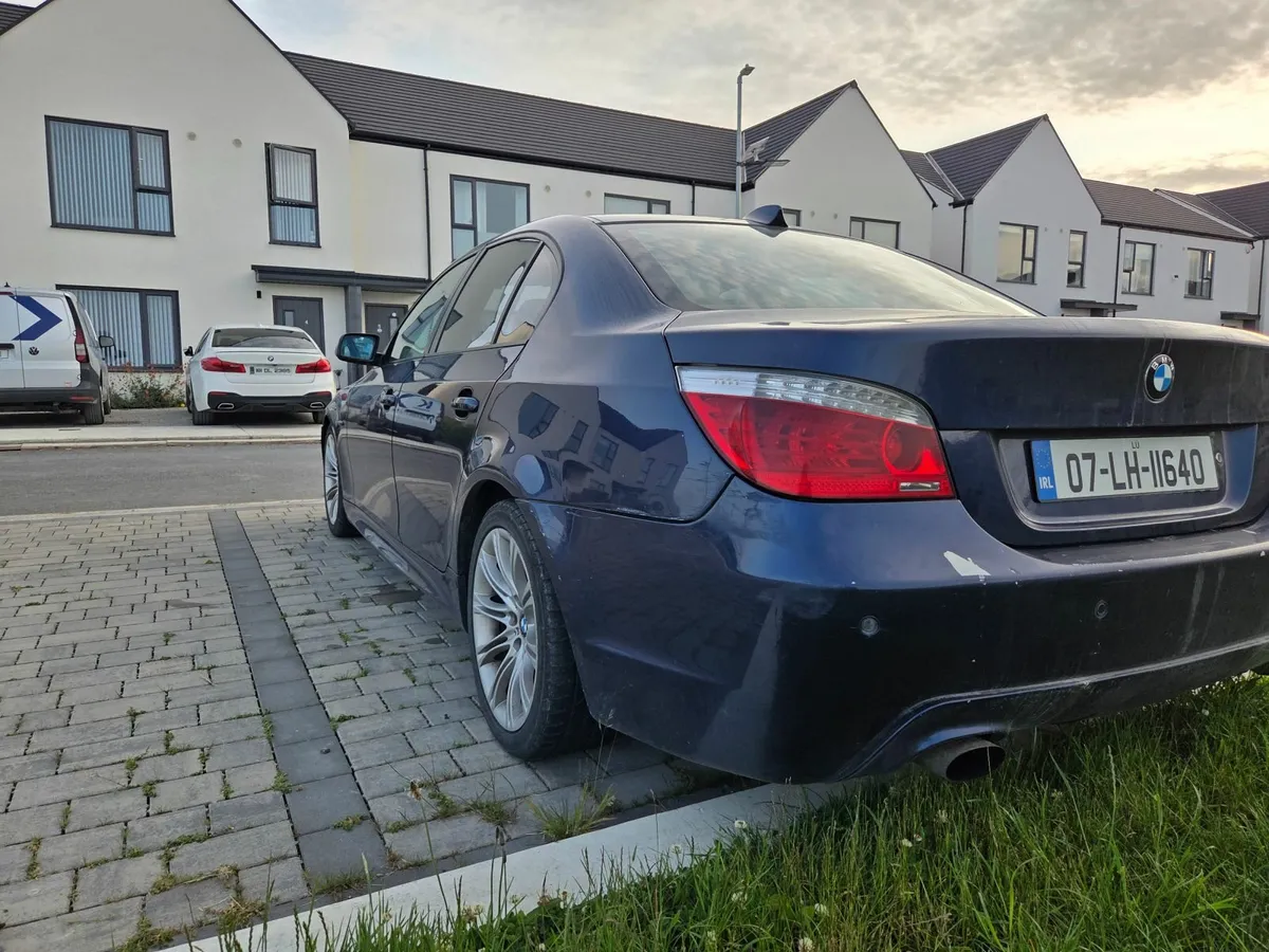 BMW 5-Series 2007 - Image 4