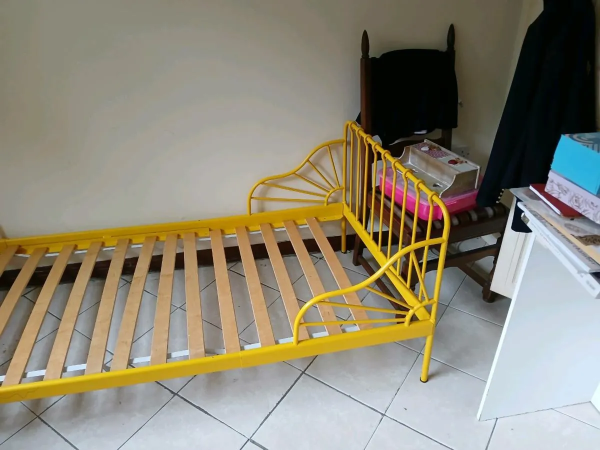 Bed - Image 3
