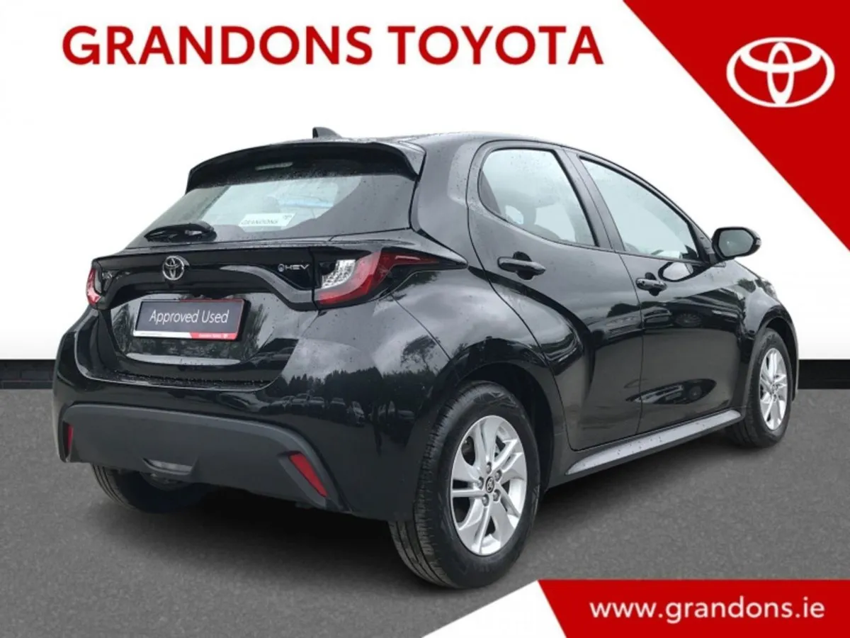 Toyota Yaris Hybrid 1.5 Luna - Grandons - Image 2