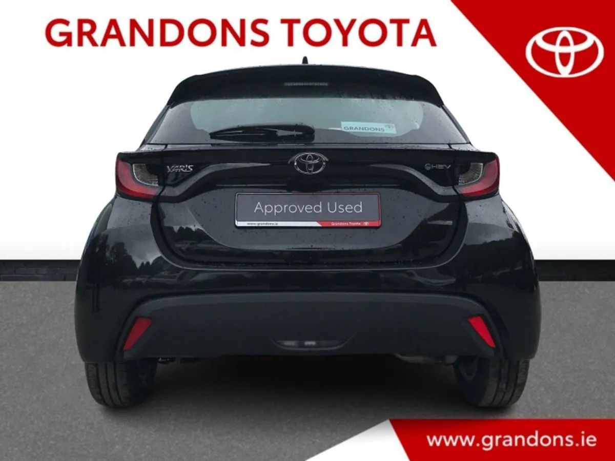 Toyota Yaris Hybrid 1.5 Luna - Grandons - Image 4