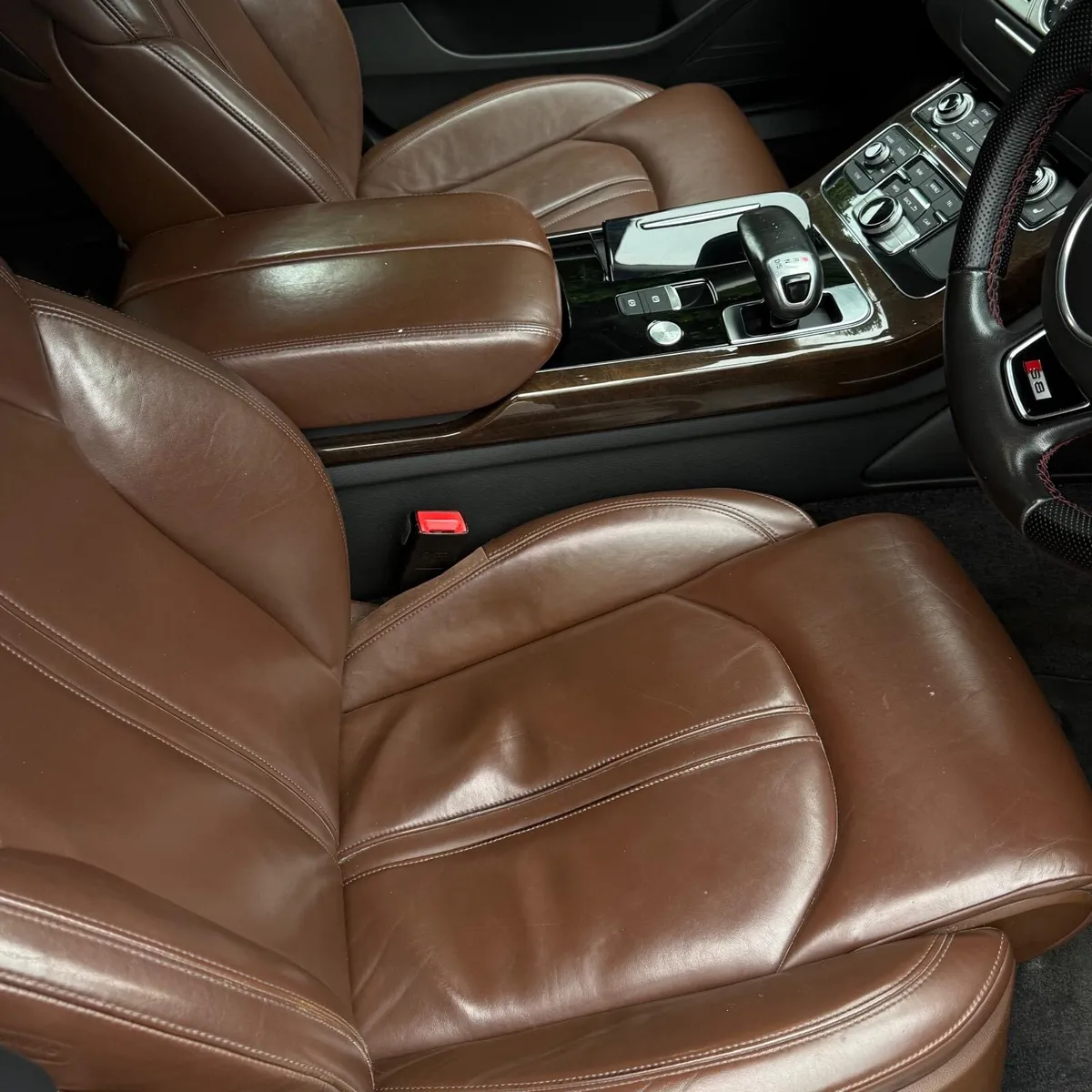 Selling car - Image 1