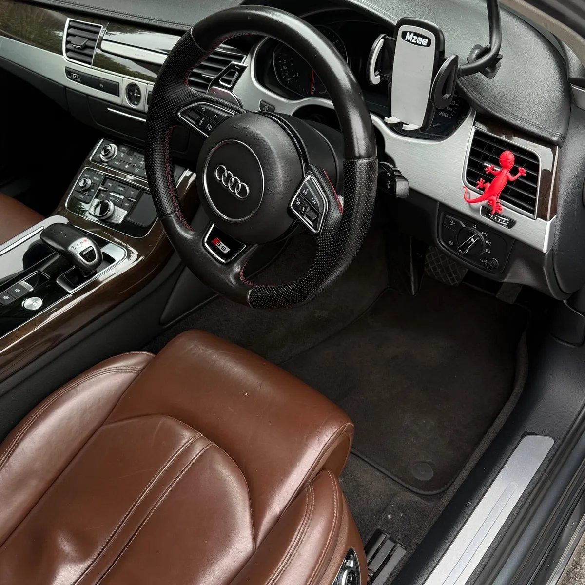 Selling car - Image 3