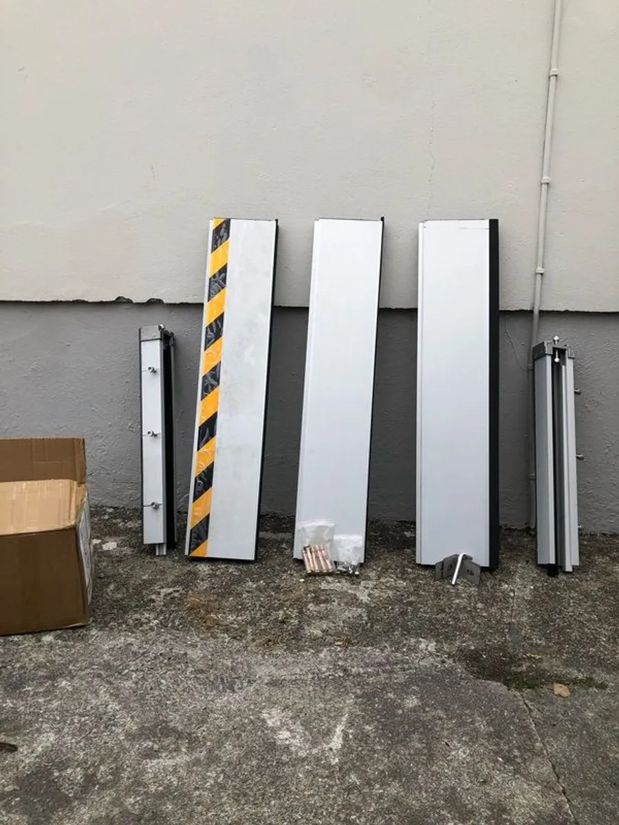 Flood Protection Barrier - Image 1