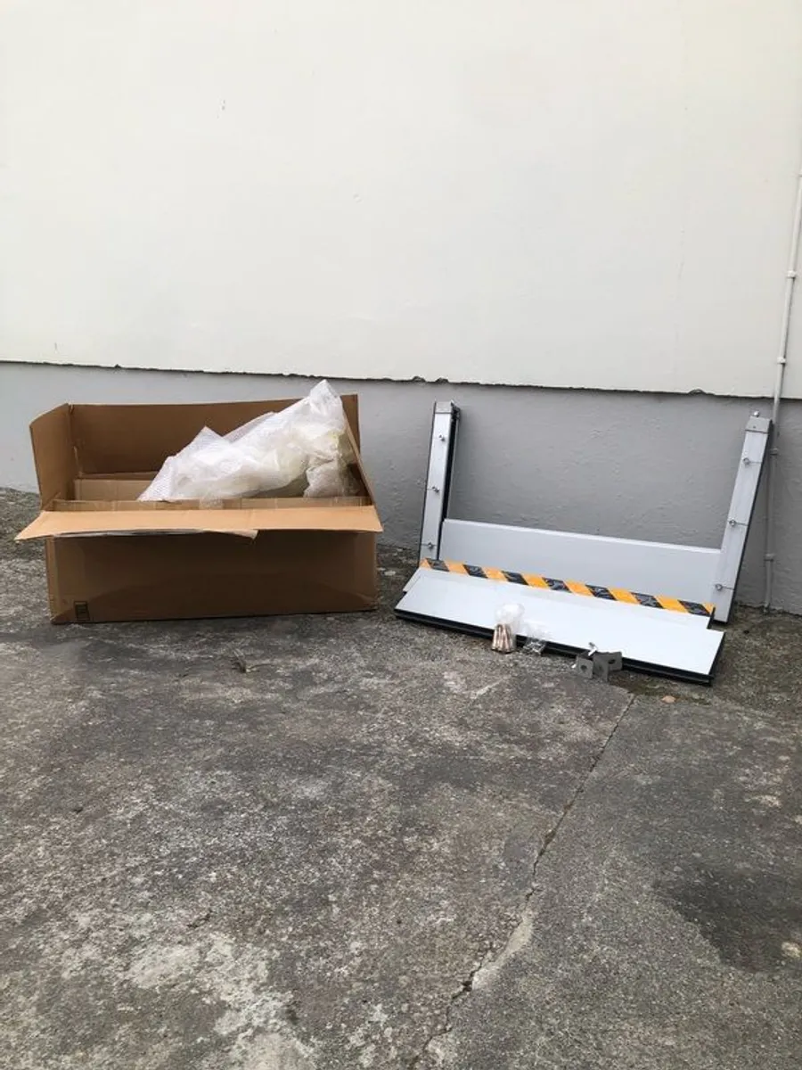Flood Protection Barrier - Image 2