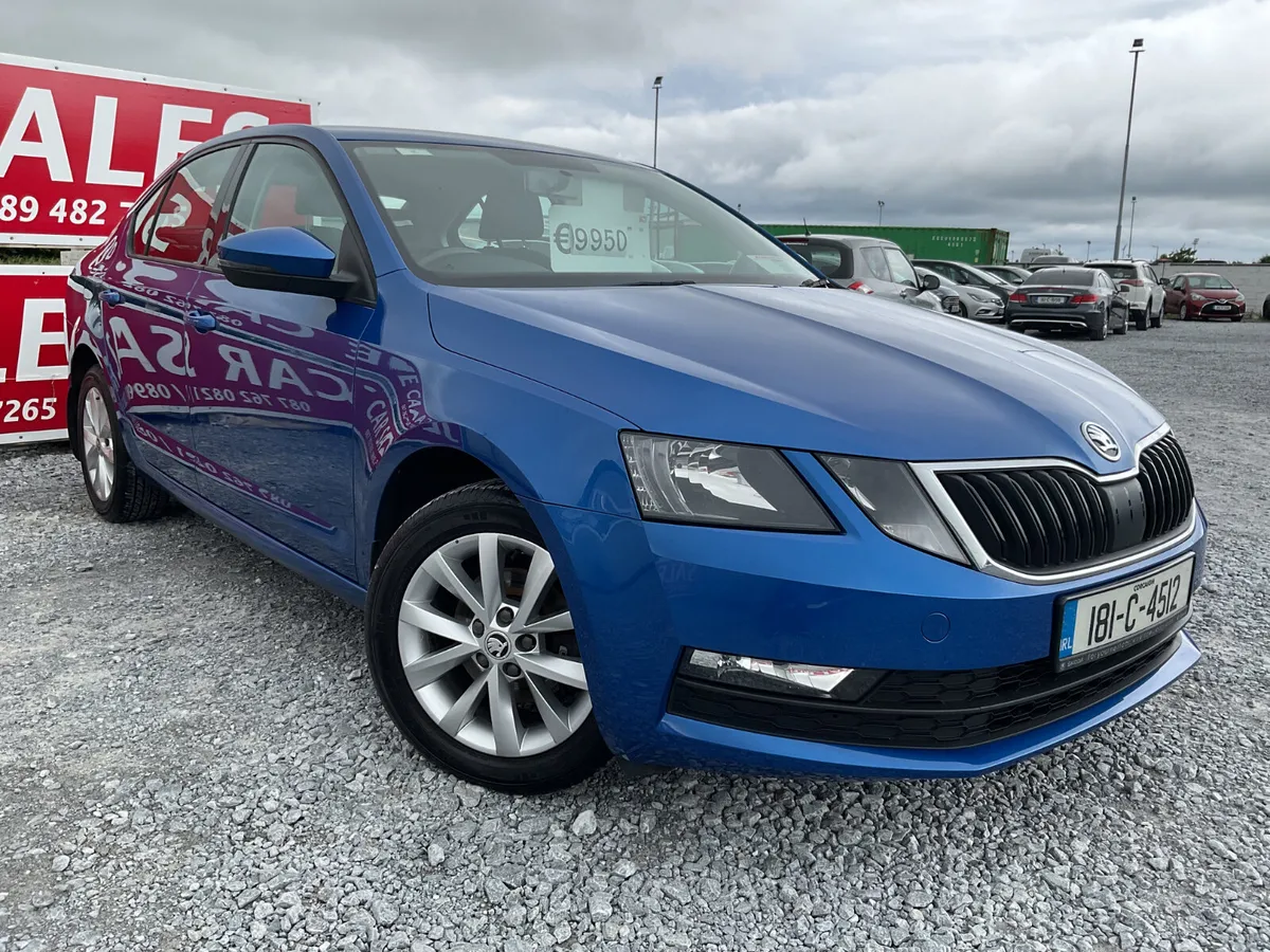 SKODA OCTAVIA 1.6 TDI ONE OWNER SPOTLESS - Image 1