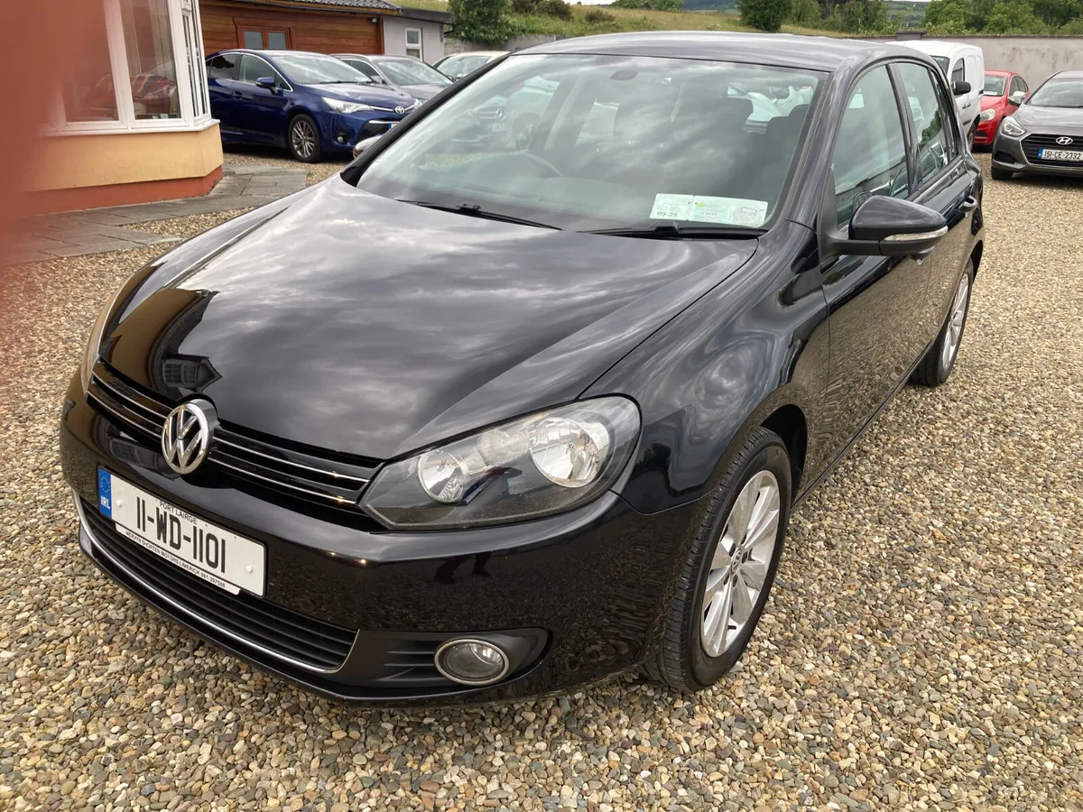 Volkswagen Golf 2011 - Image 2