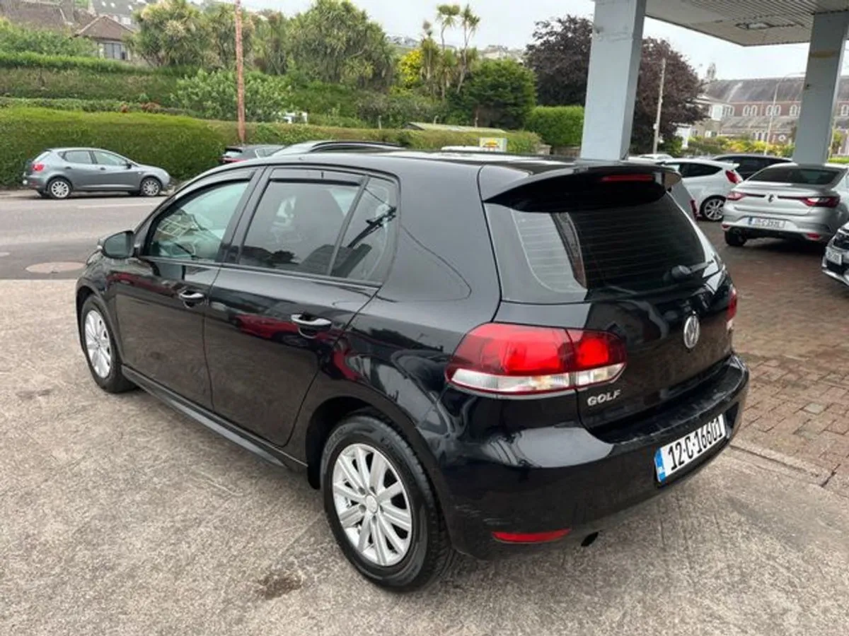 Volkswagen Golf 1.6 TDI S BMT 105PS 5DR - Image 2