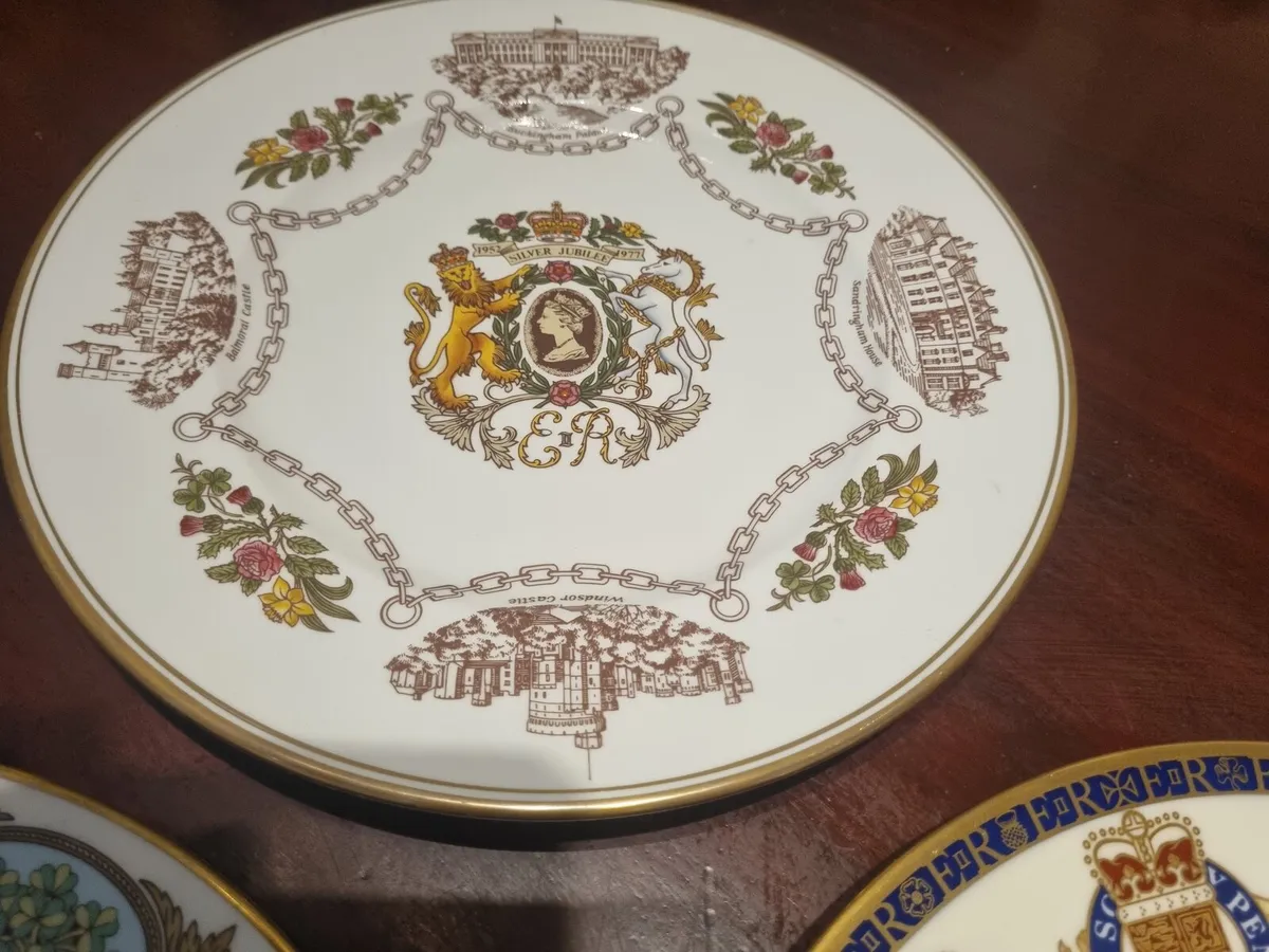 Commemorative plates - Image 4