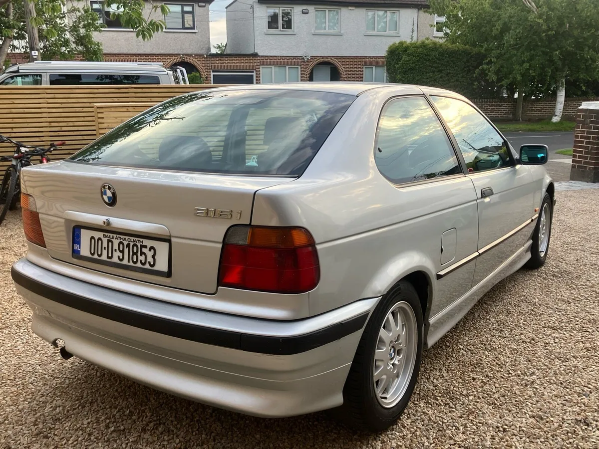 BMW 316i Compact 2000 - Image 4