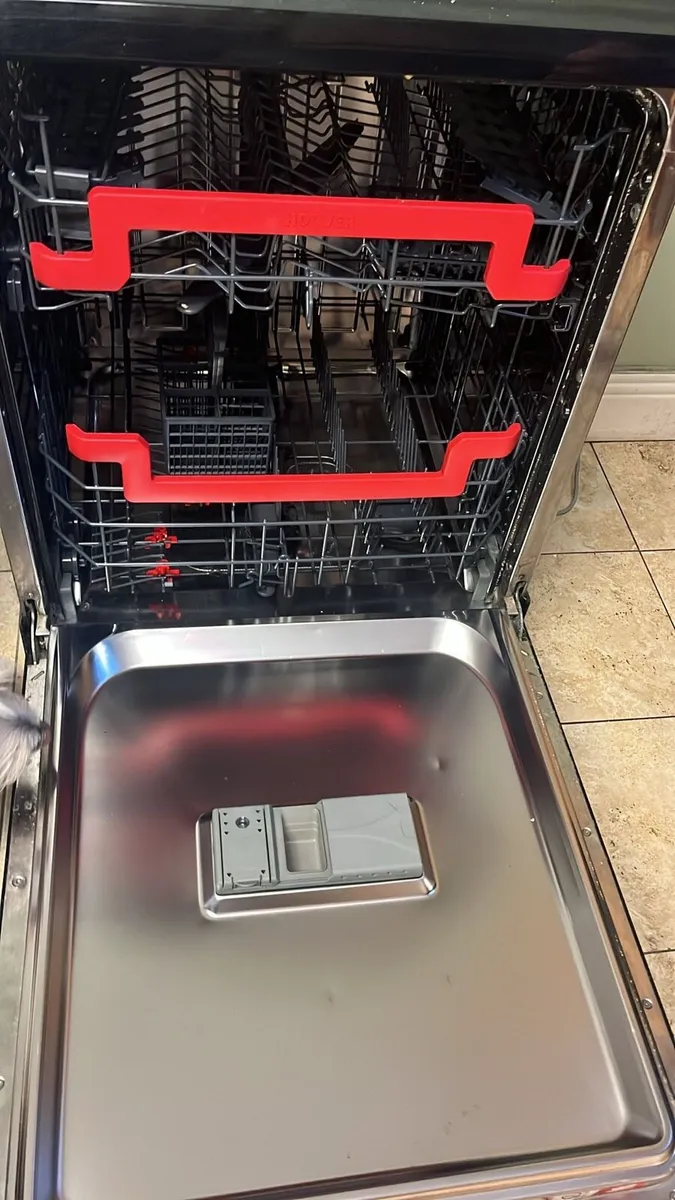 Free dishwasher - Image 2