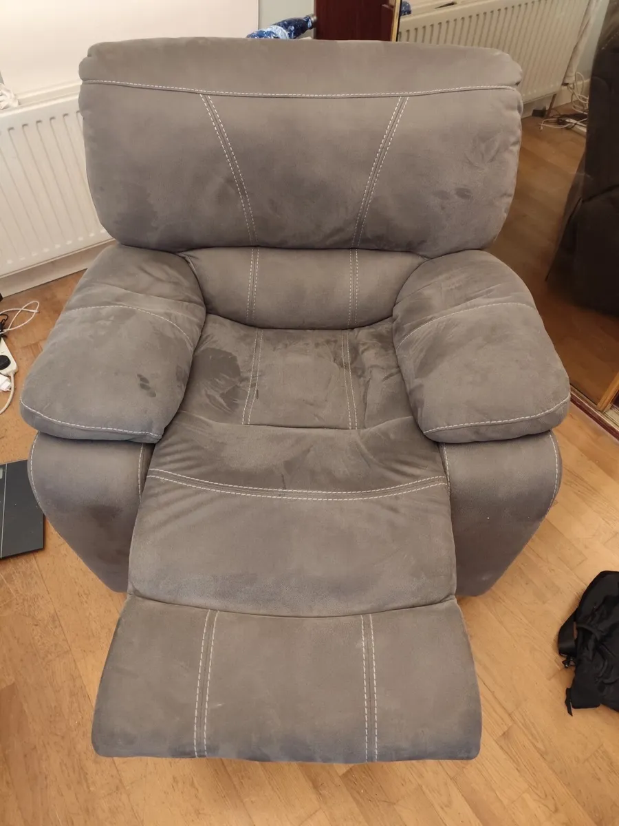 Large suede armchair - Image 4