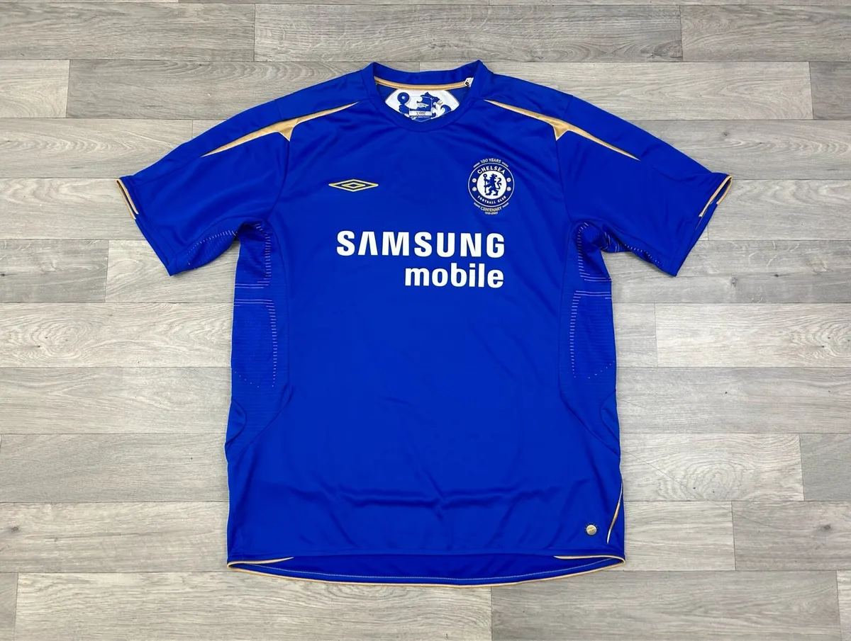 Genuine Vintage 2005 Umbro Chelsea London Jersey - Image 1