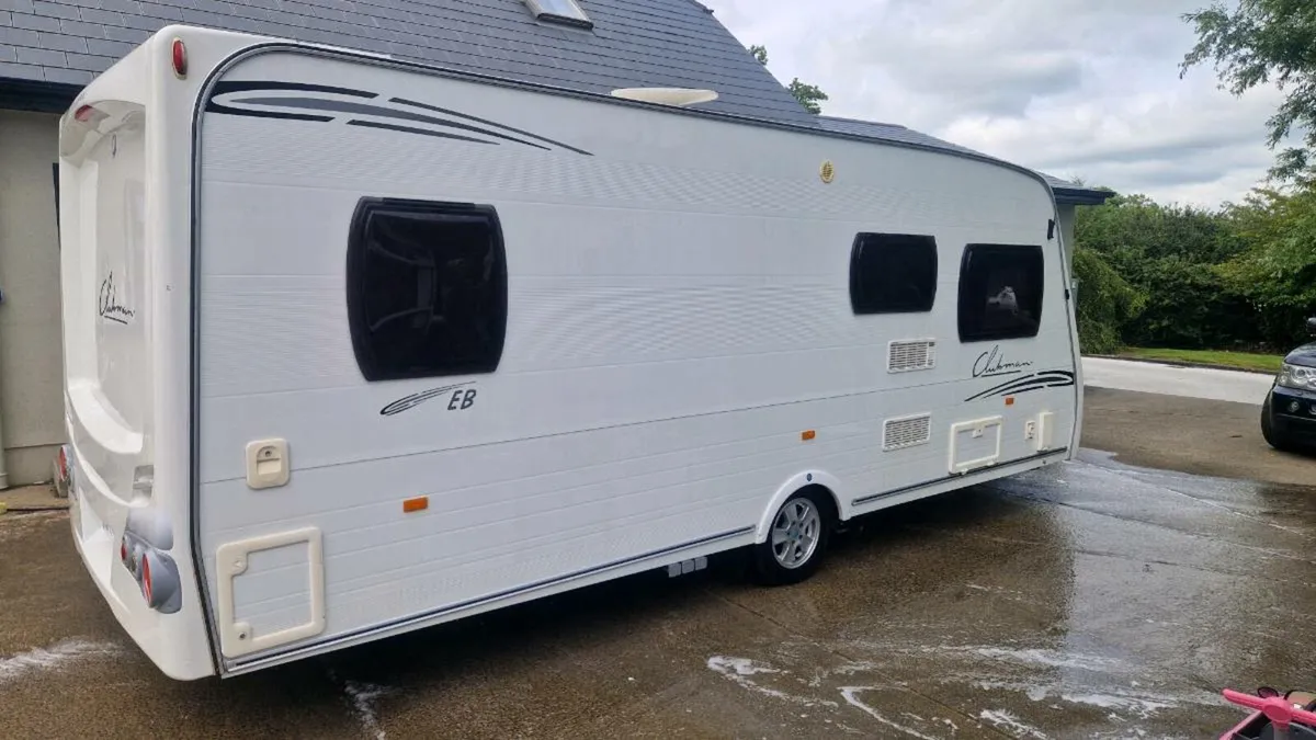 Clubman Lunar 4/5 berth - Image 4