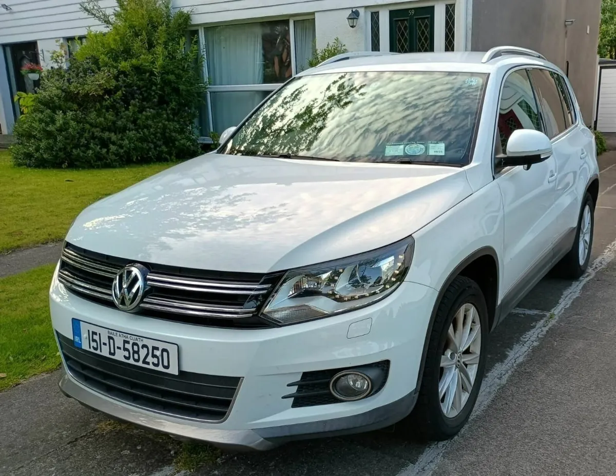 Volkswagen Tiguan 2015 1.4 AUTO LOW MILES - Image 2