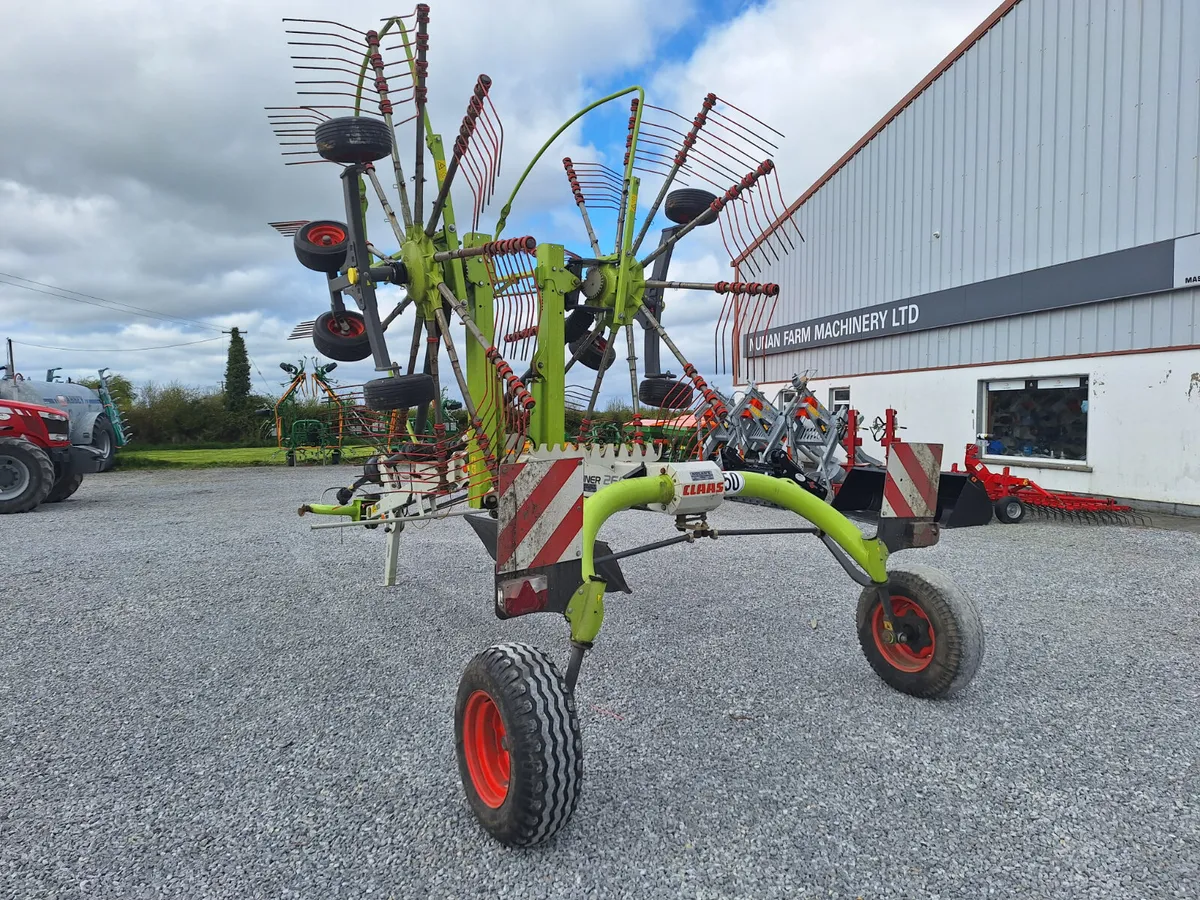 2018 CLAAS 2600 RAKE - Image 2