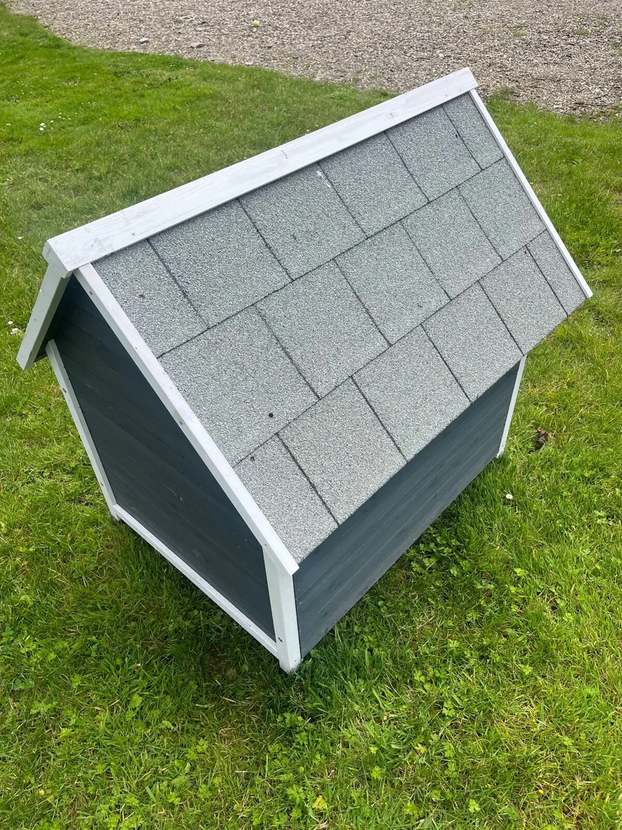 XL Dog House Kennel - As New Extra Large - Image 3