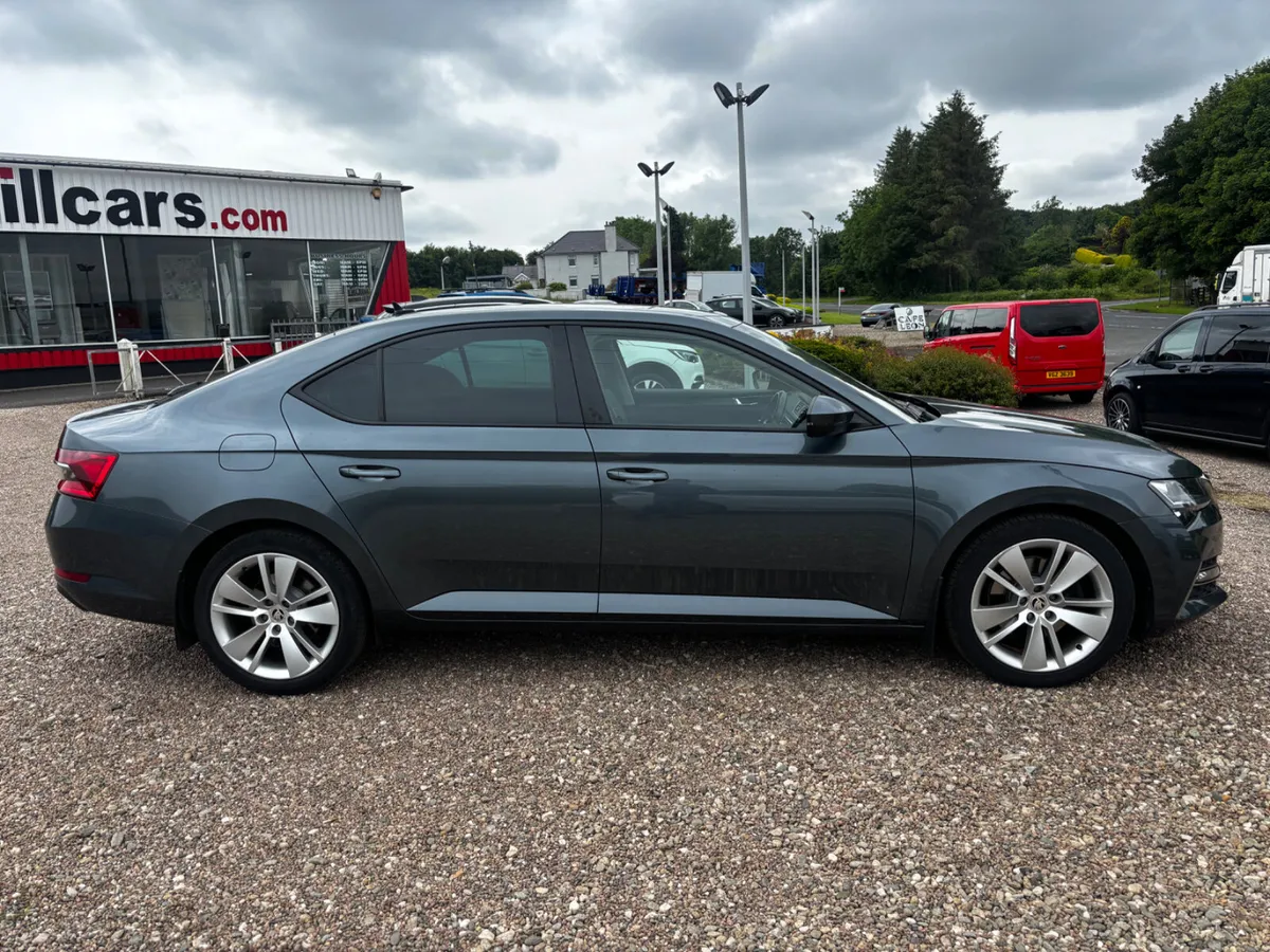 Skoda Superb 1.4 TSI iV SE L DSG 5dr 2021 - Image 3
