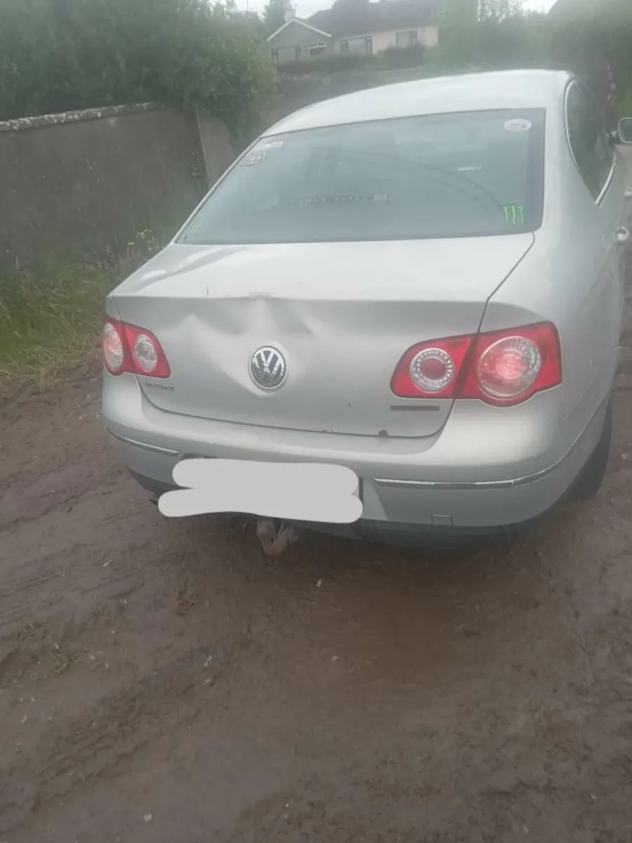 09 vw passat  blue motion - Image 3