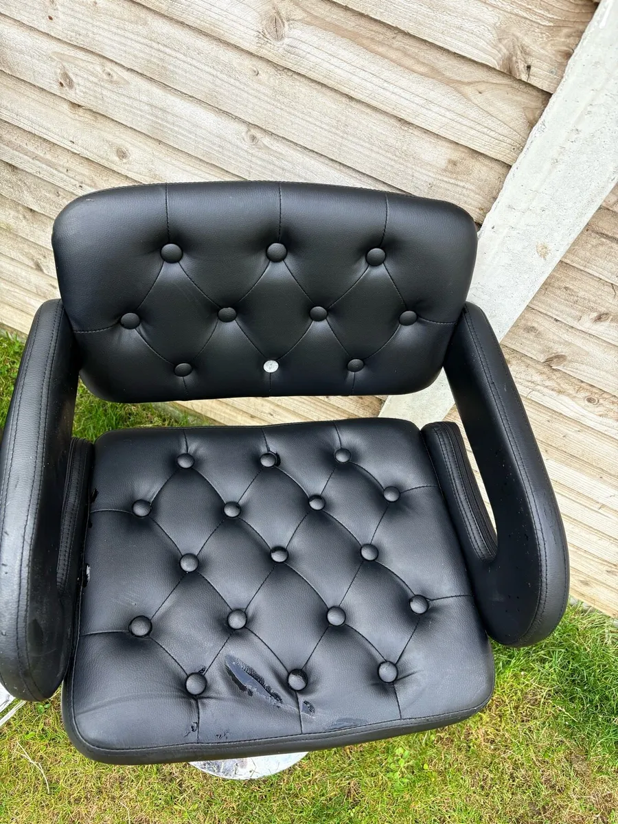Household Items - Image 2