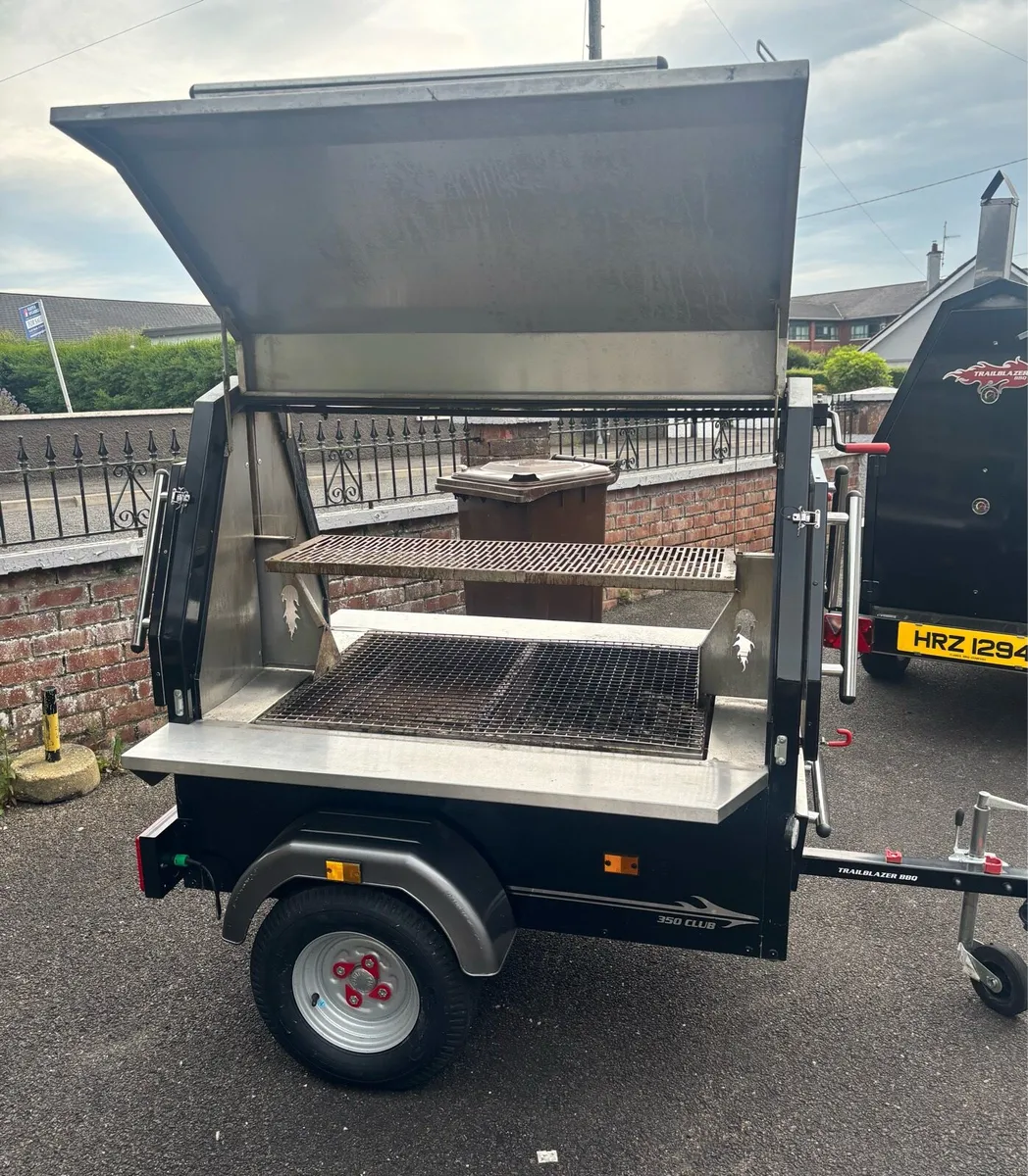 Mobile BBQ trailer - Image 3