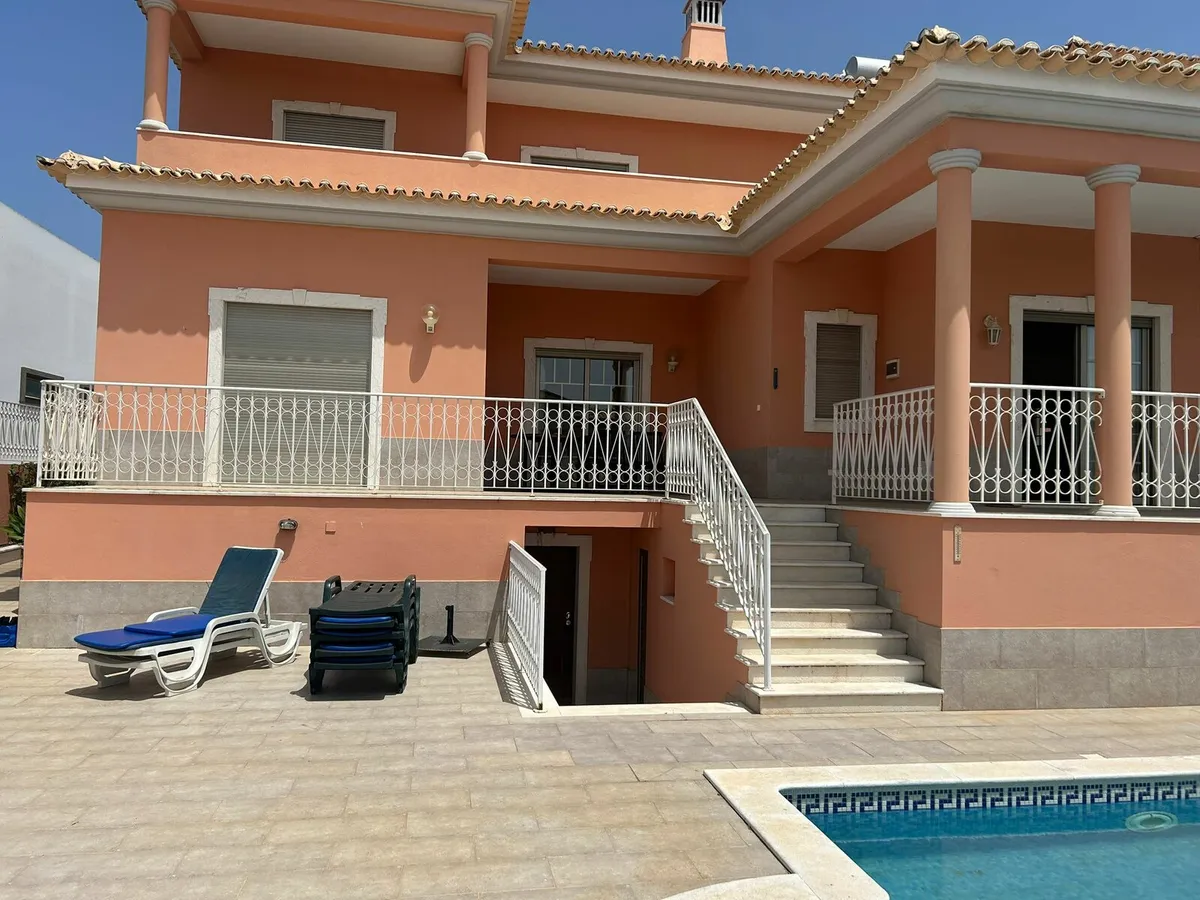 Luxurious 5 bed Villa with private pool Albufeira - Image 2