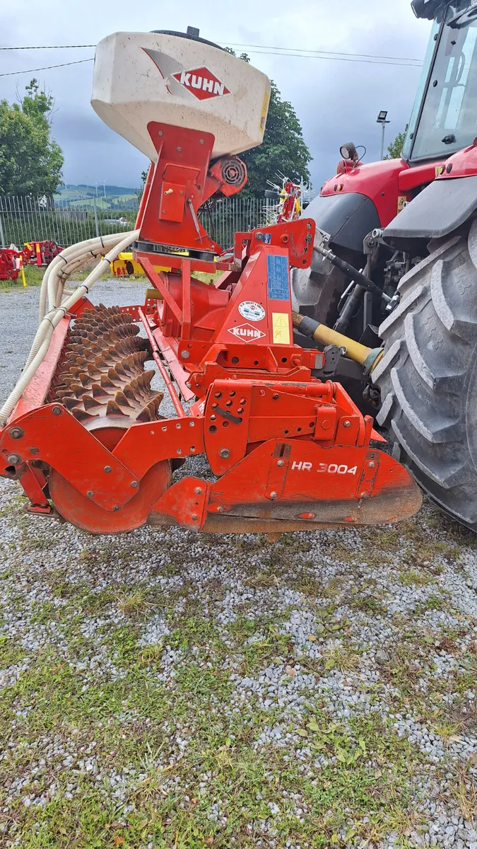 KUHN 3004D POWER HARROW - Image 2