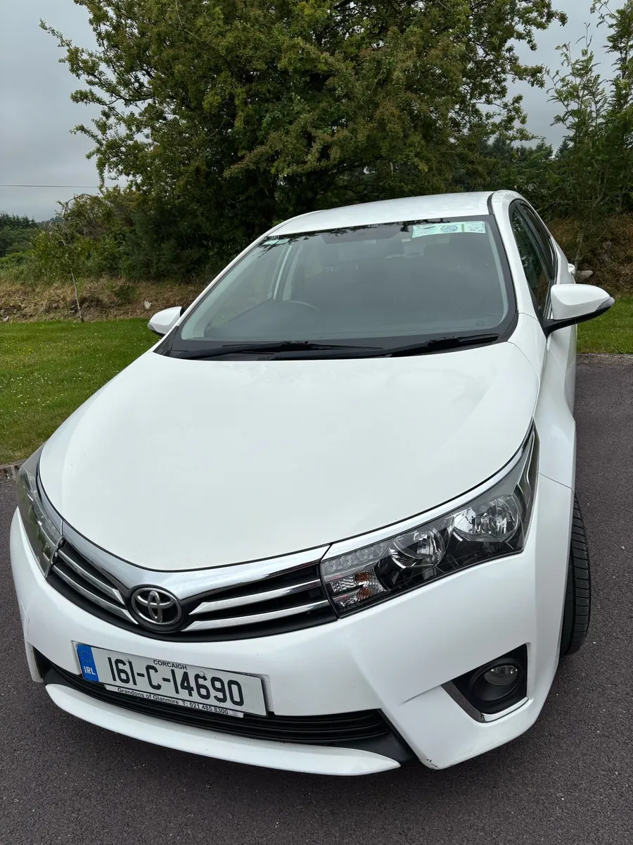 Toyota Corolla 1.4D Luna 4 Dr - Image 1