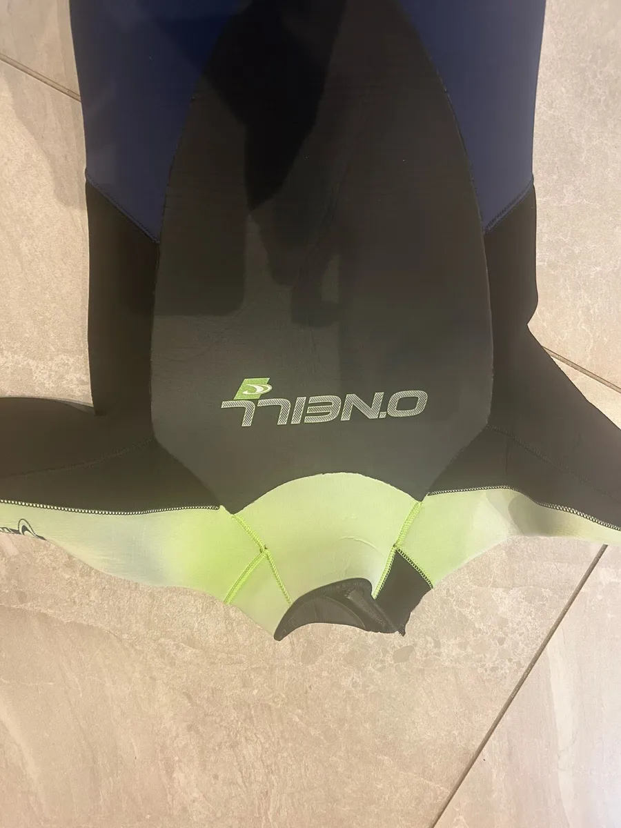 O’Neill Kids winter wetsuit 5:4 m size 12 - Image 4