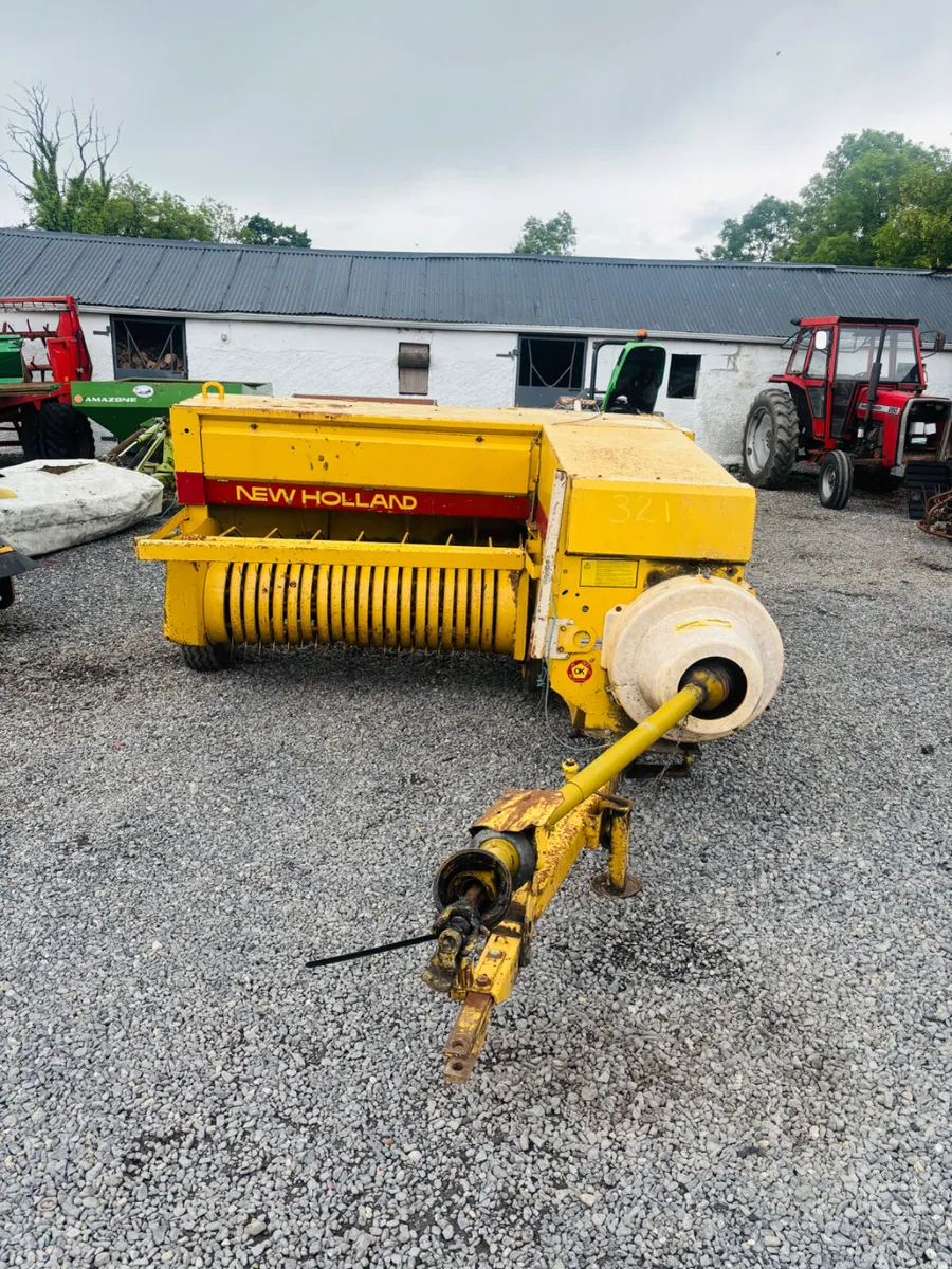 New Holland square bailer - Image 2