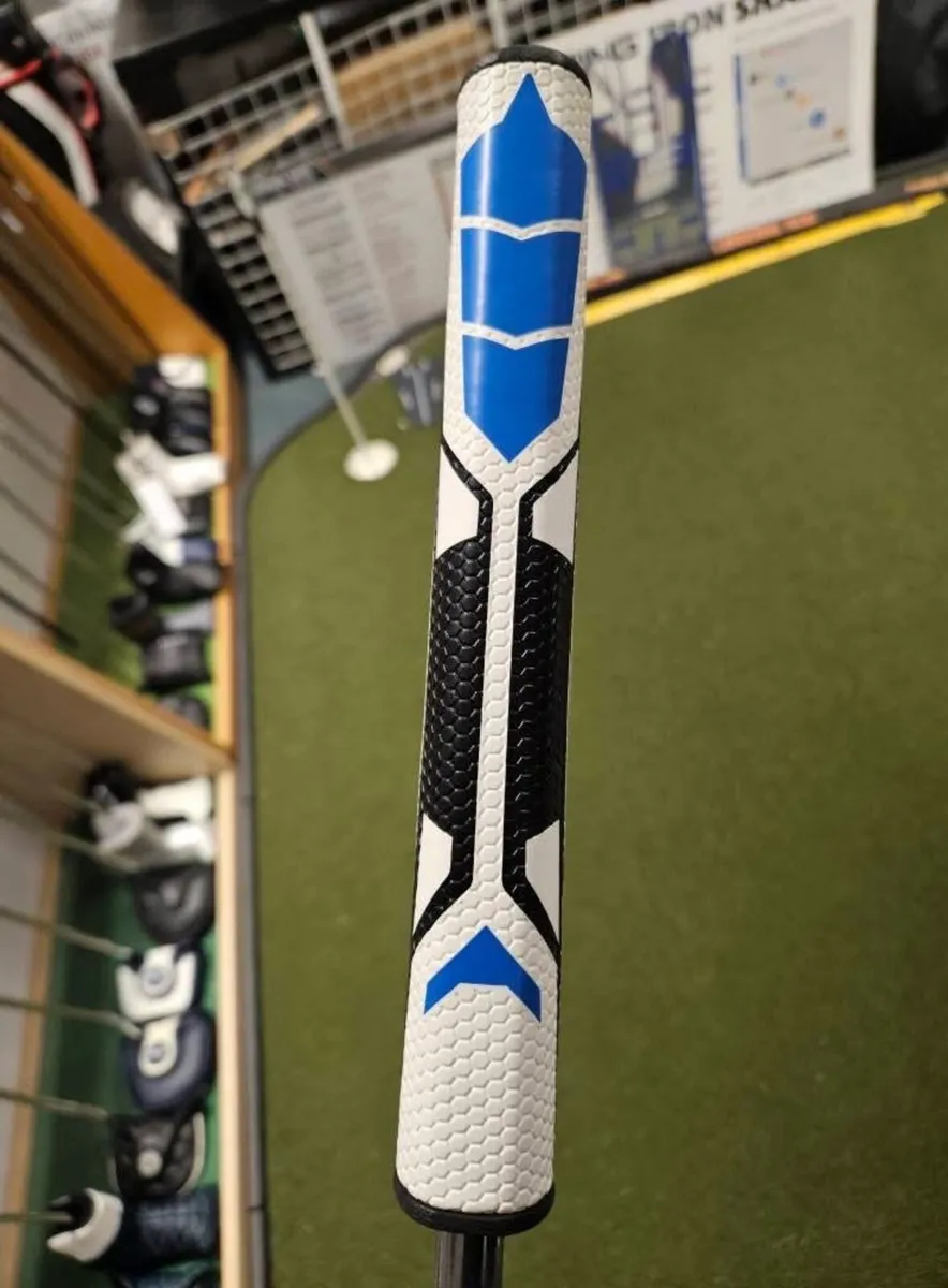 Like New Odyssey Ai-One 2-Ball Putter - Image 4