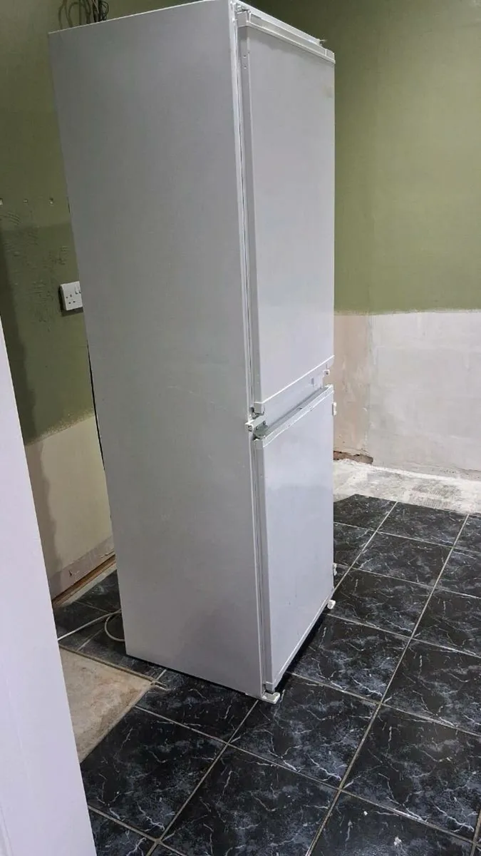 Integrated Beko Fridge Freezer