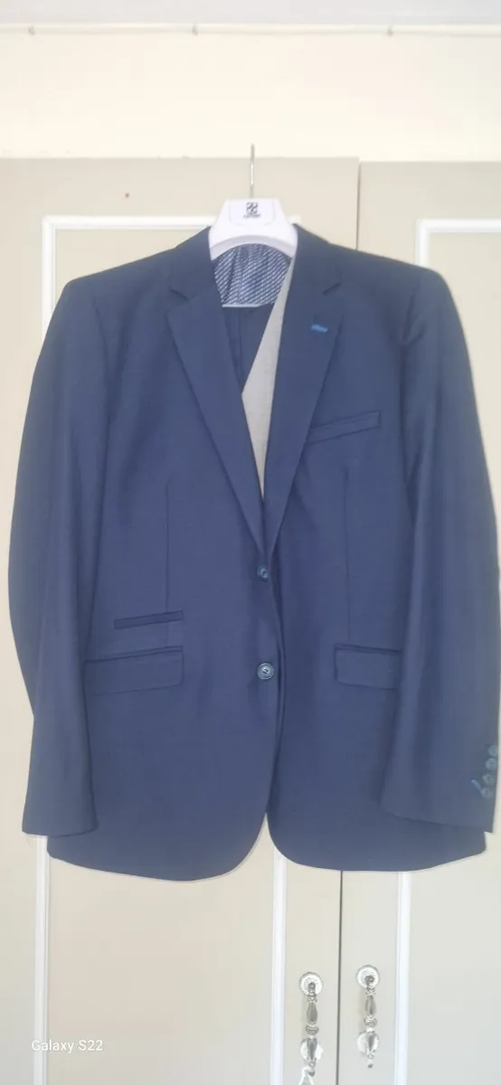 Mens wedding suit - Image 2