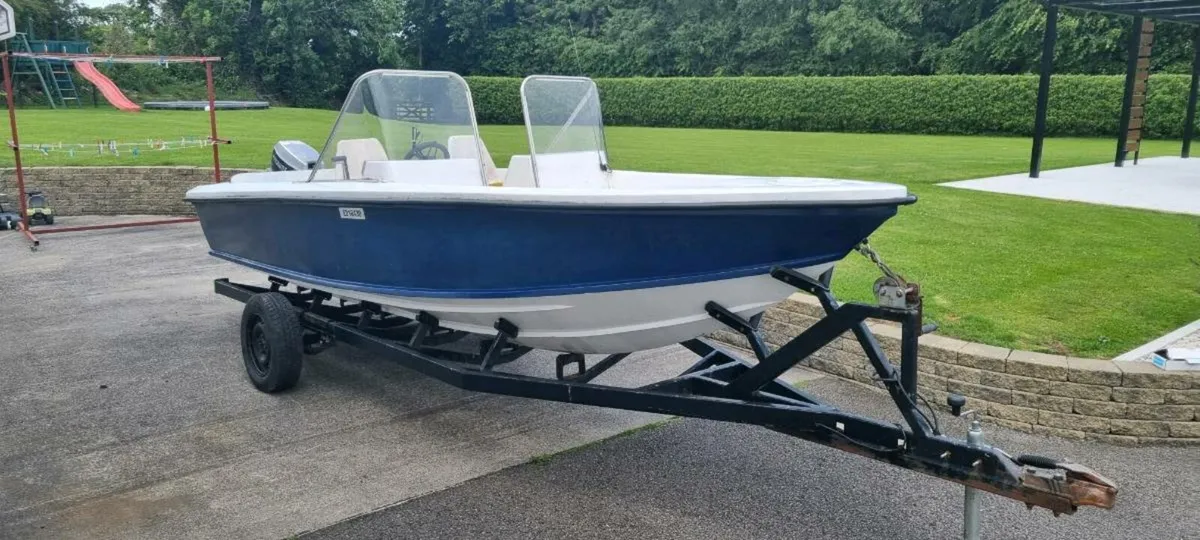 Boat - Image 1