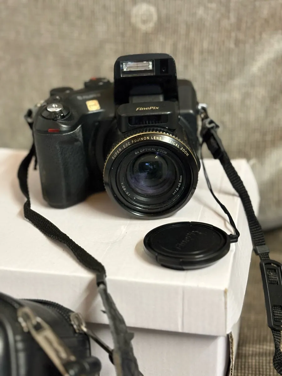 Camera - Image 2
