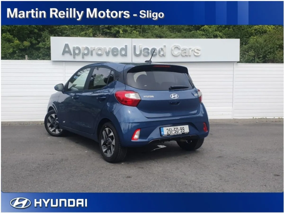 Hyundai i10 Deluxe Plus - Image 3
