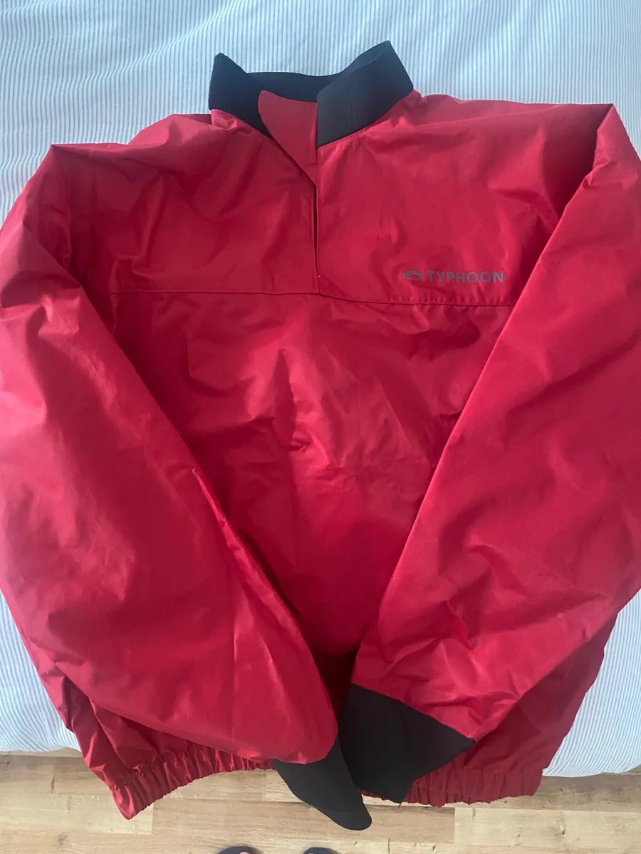Men’s waterproof jacket - Image 1
