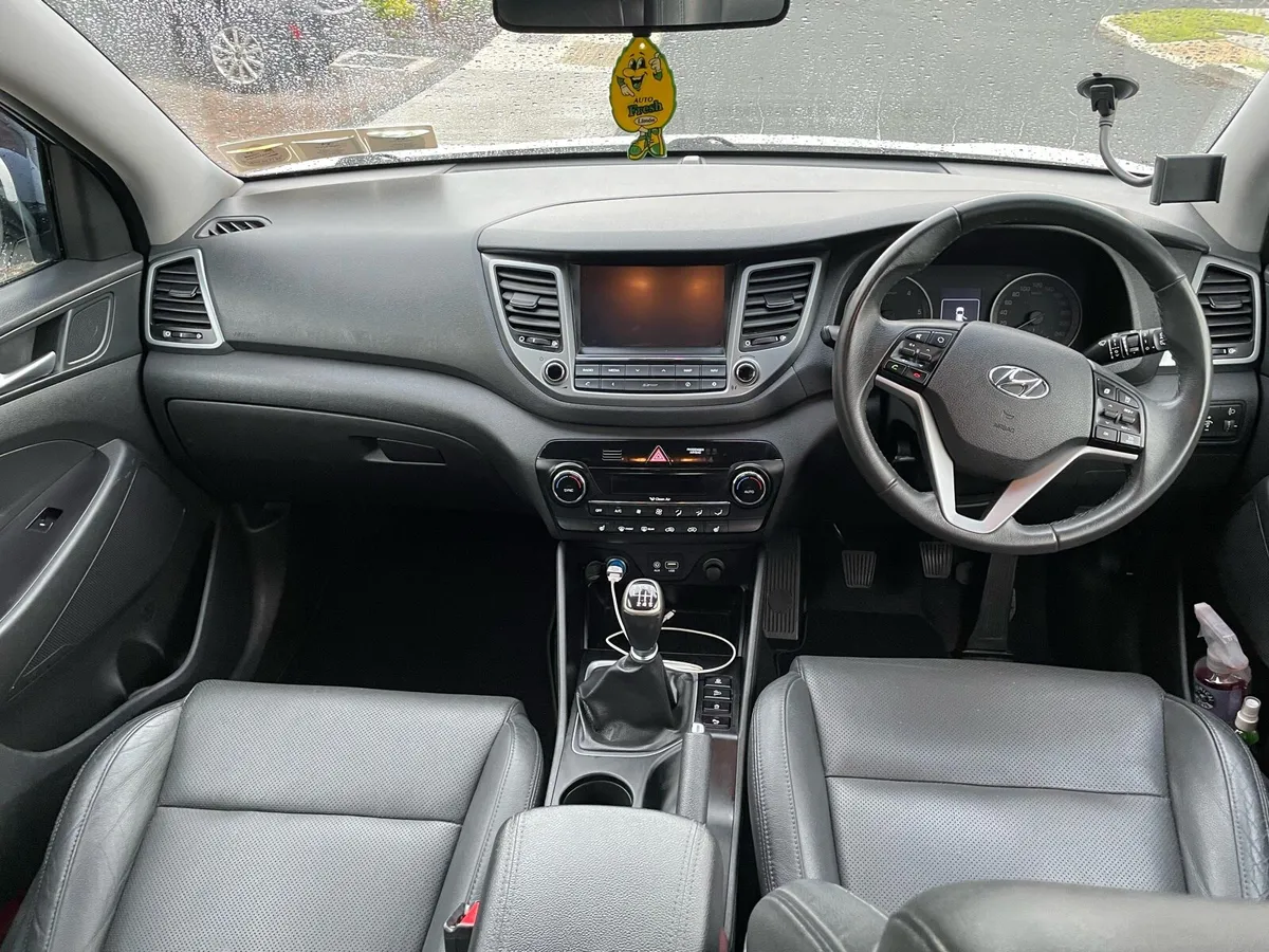 Hyundai Tucson Executive - Image 3
