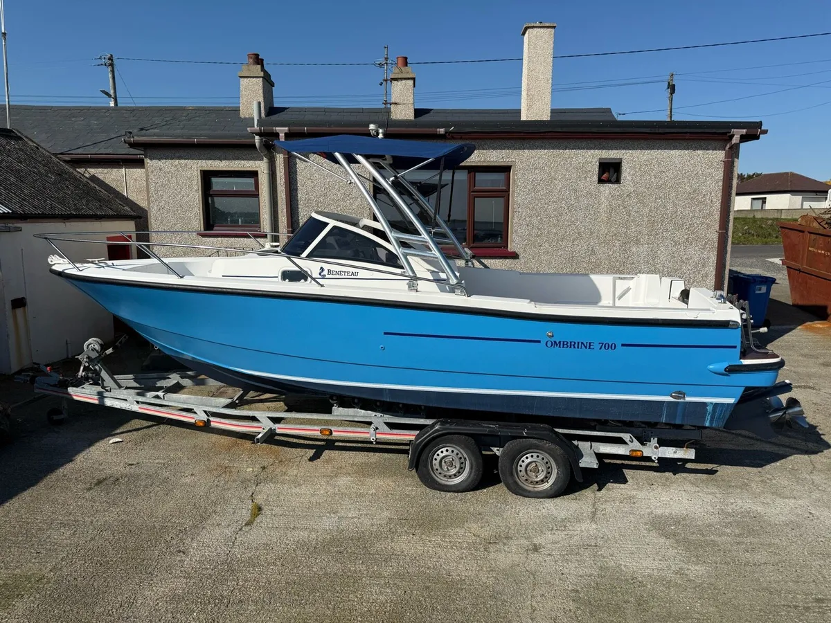 Beneteau Ombrine 700wa - Image 4
