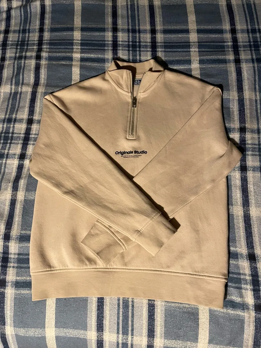 Jack & Jones Original Studios quarter zip - Image 1