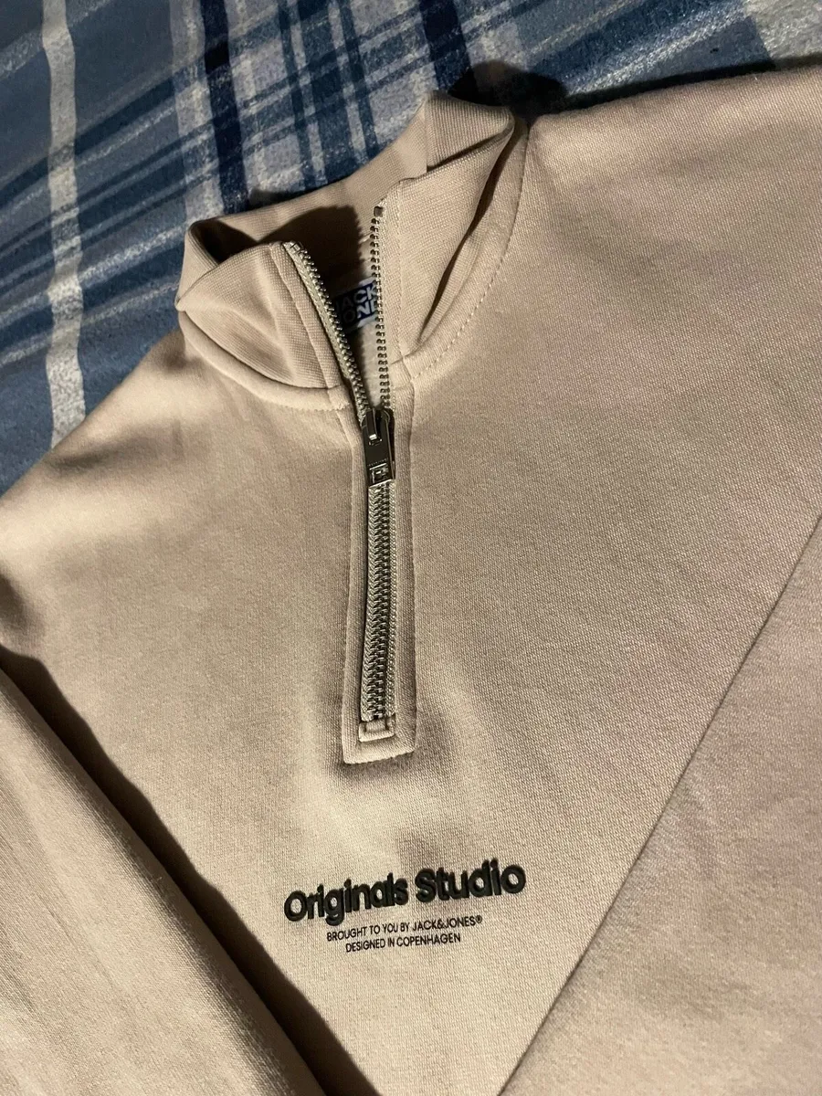 Jack & Jones Original Studios quarter zip - Image 2