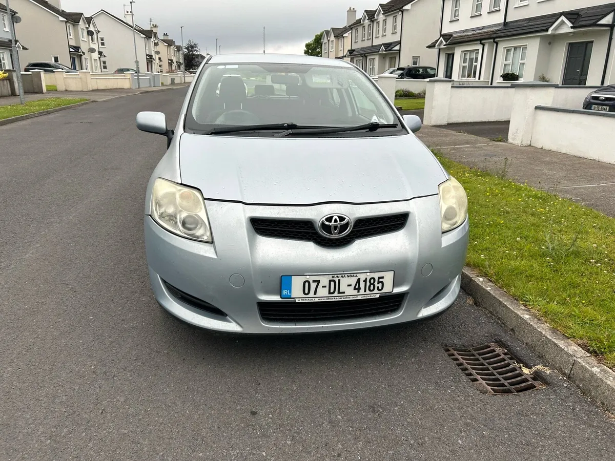 Toyota Auris 1.4 D4D - Image 1