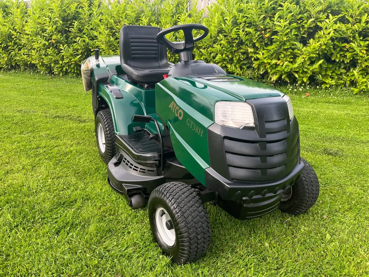 Atco 17hp 40inch cut  hydrostatic ride on mower - Image 2