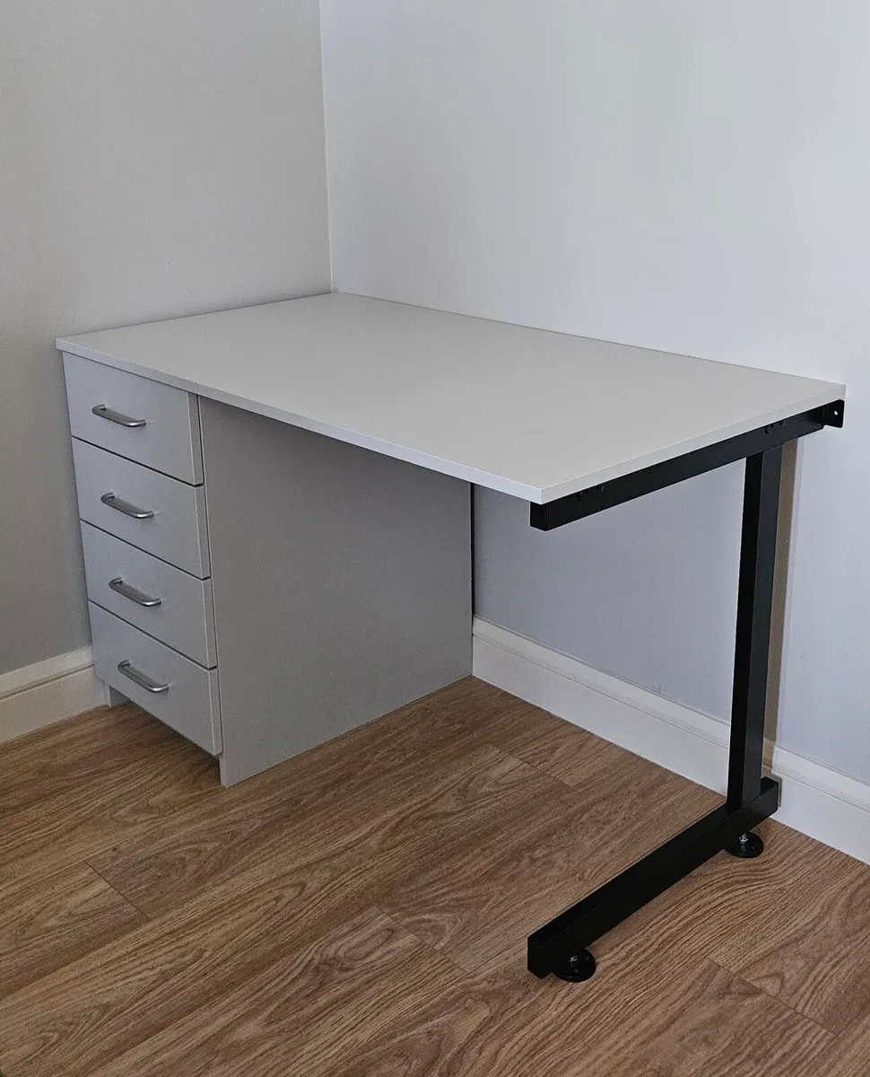 Office Desk PC Table - Image 1