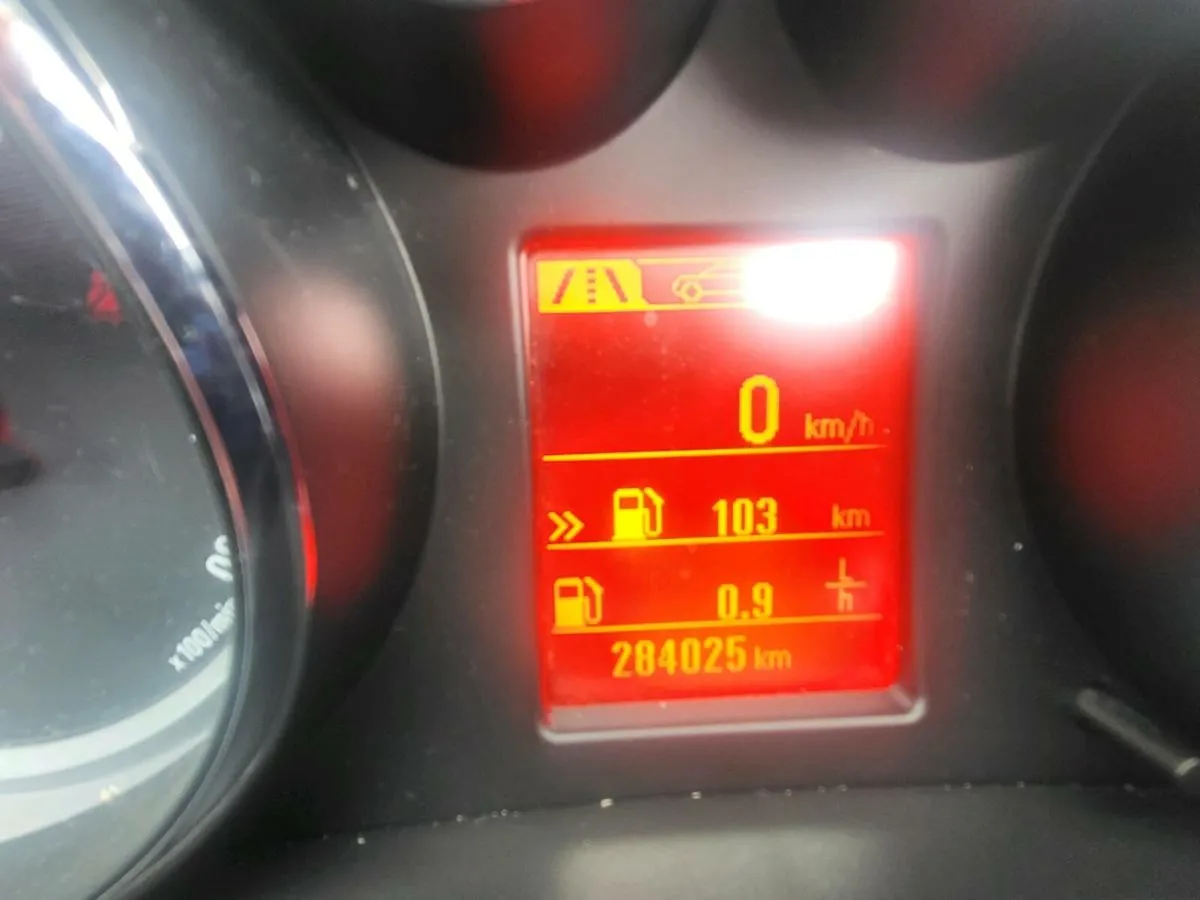 Vauxhall Insignia 2012 - Image 3