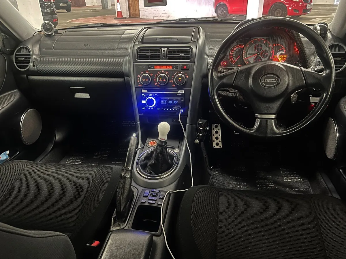 Toyota Altezza 2002 - Image 3