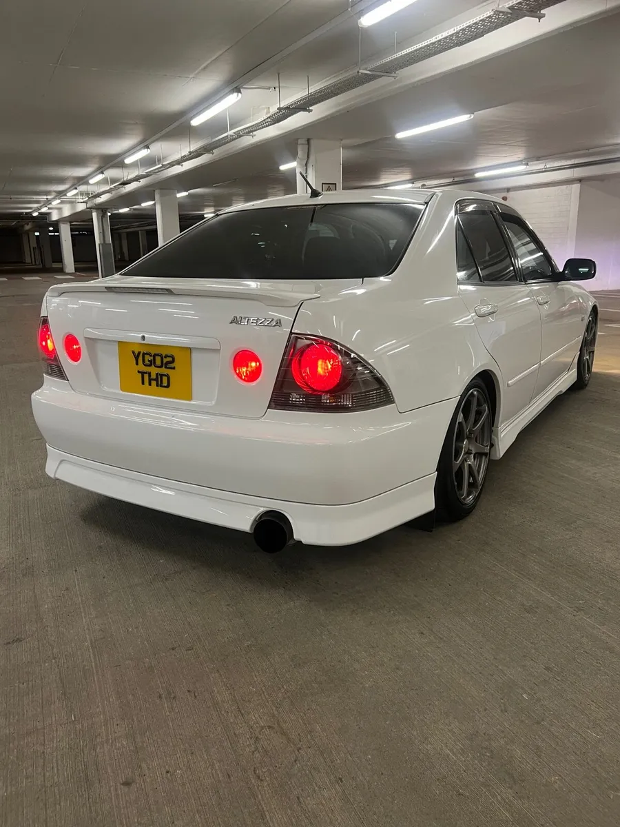 Toyota Altezza 2002 - Image 4