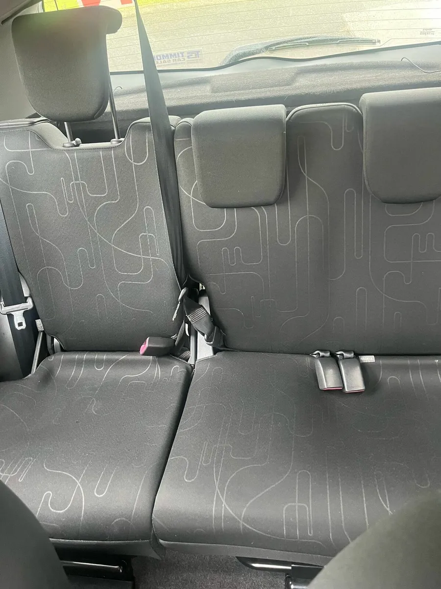 Toyota Yaris - Image 4