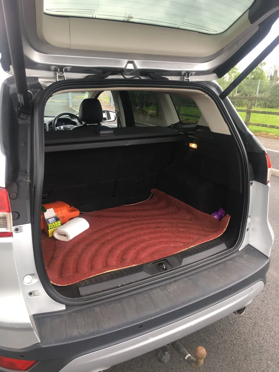 162 Ford Kuga 2.0D Titanium 120 S6 - Image 3