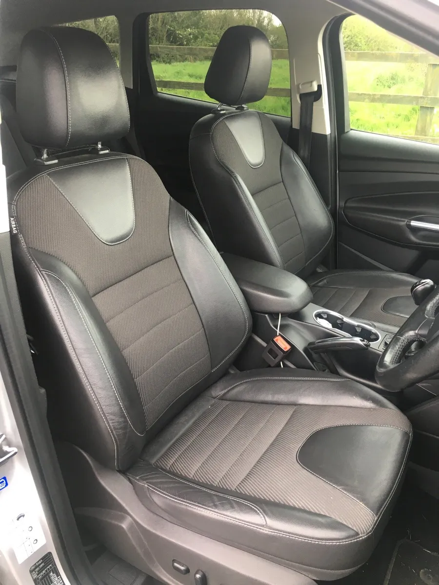 162 Ford Kuga 2.0D Titanium 120 S6 - Image 4
